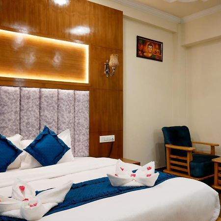 New Ambika International Mall Road Hotel Manāli Dış mekan fotoğraf