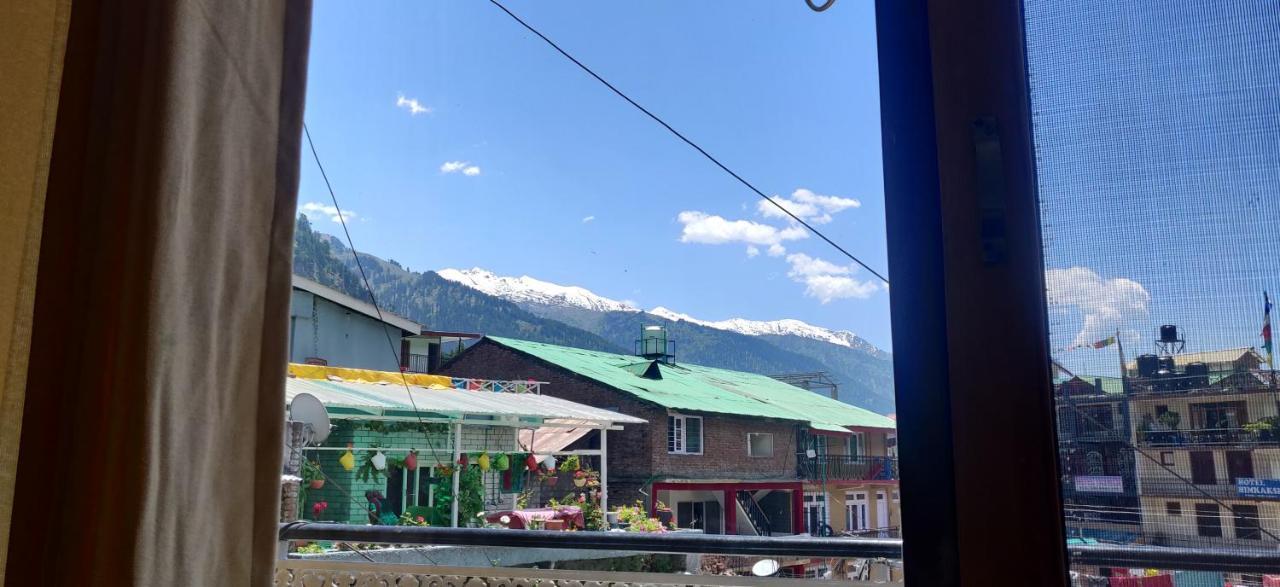 New Ambika International Mall Road Hotel Manāli Dış mekan fotoğraf