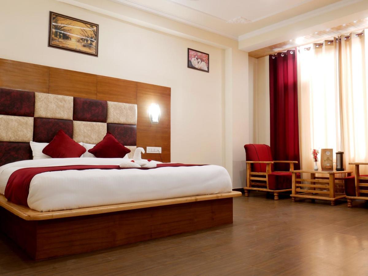 New Ambika International Mall Road Hotel Manāli Dış mekan fotoğraf