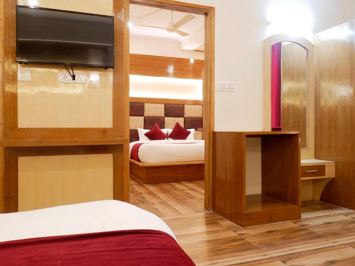 New Ambika International Mall Road Hotel Manāli Dış mekan fotoğraf