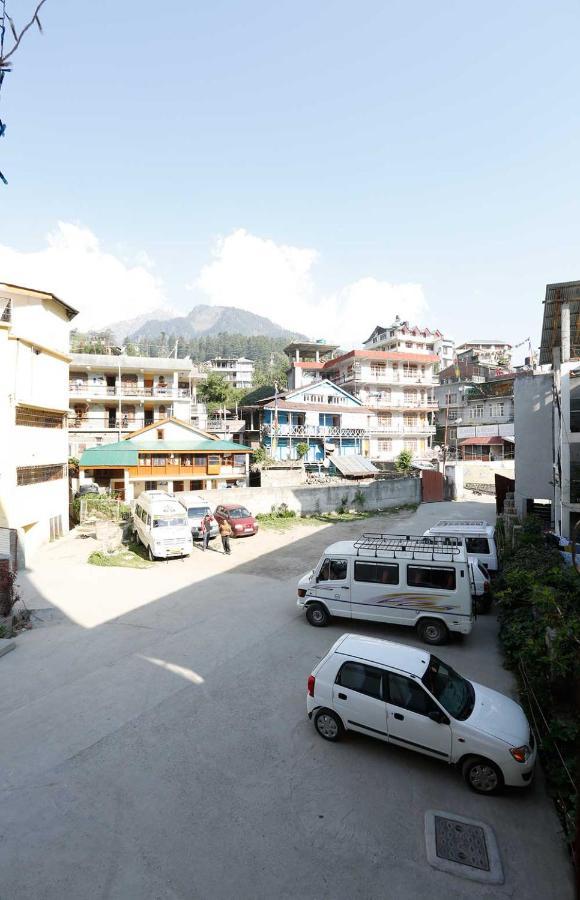 New Ambika International Mall Road Hotel Manāli Dış mekan fotoğraf